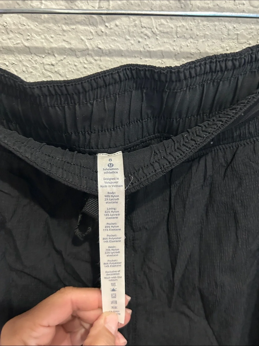 lululemon athletica women’s Black Jogger Pants with Drawstring